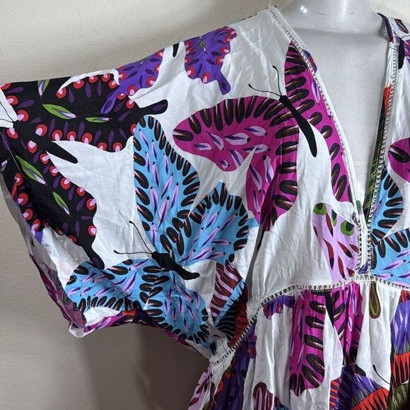 (A5) Desigual. Very fluid and fresh short tunic made of LenzingEcovero. - Picture 7 of 13